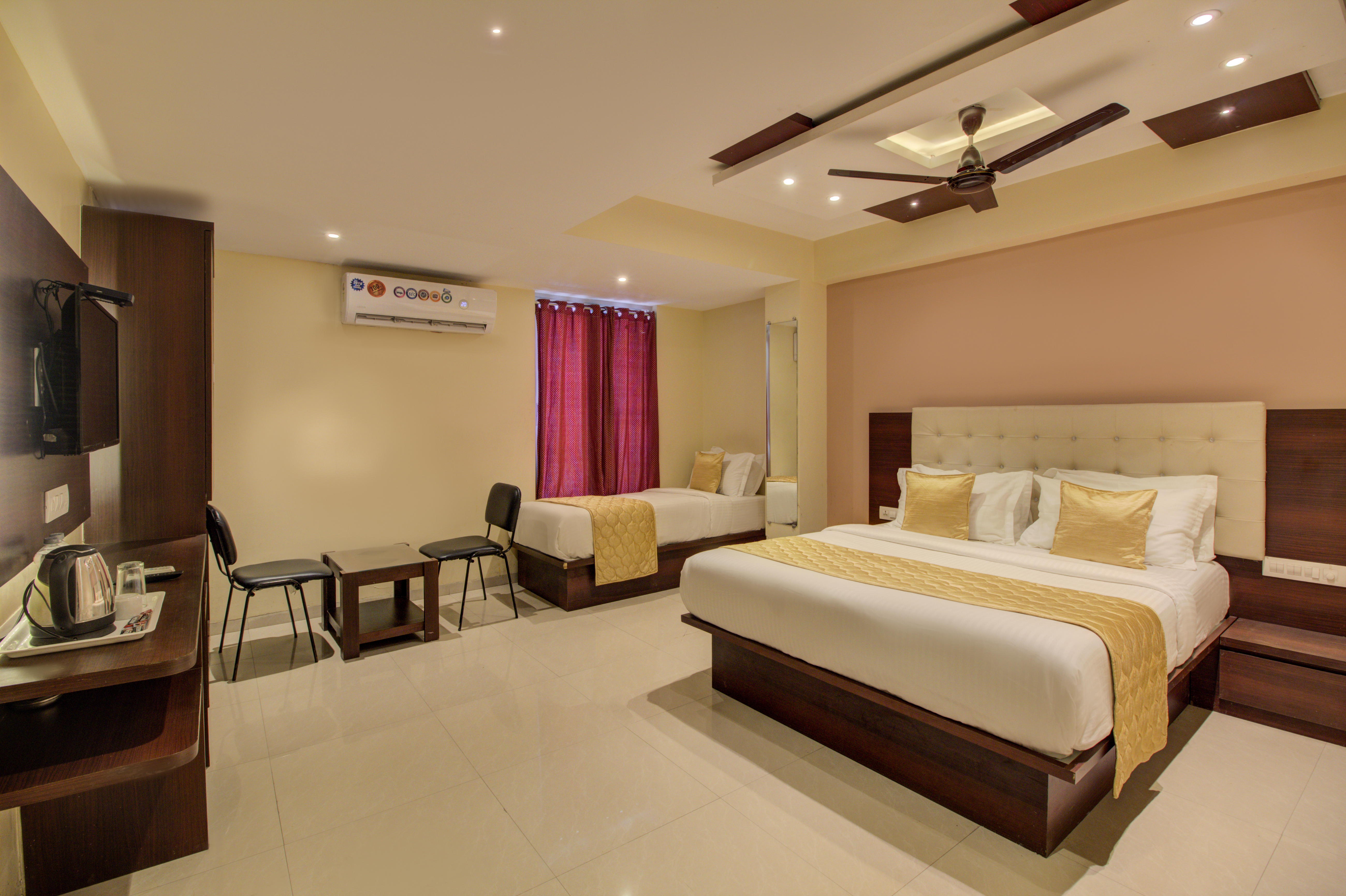 Budget rooms to stay in malad